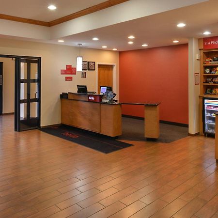 Towneplace Suites Detroit Уоррен Экстерьер фото